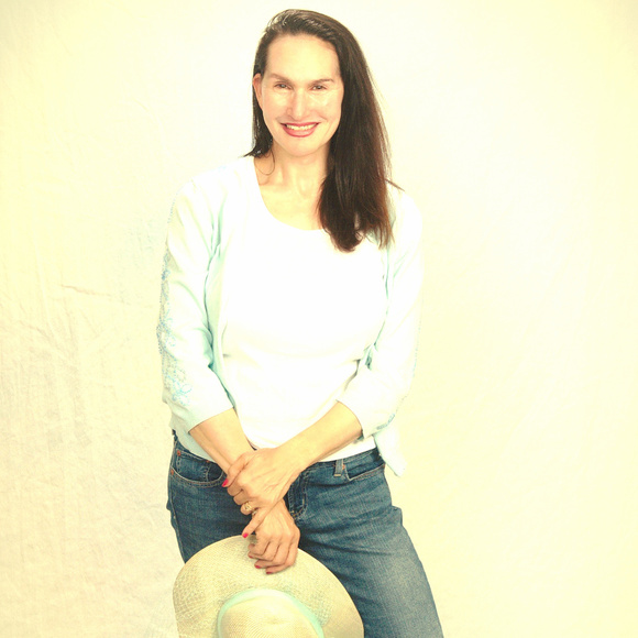 Meet your Posher, Eileen - Picture 1 of 1